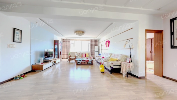 怡海花园二手房实景图