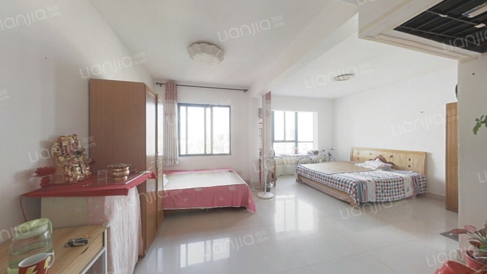 怡景港湾二手房实景图