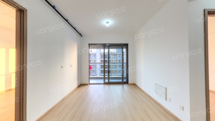 江山和悦府二手房实景图