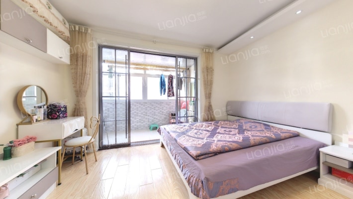 健园二手房实景图