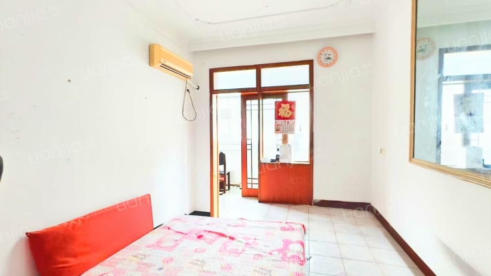 建材小区二手房实景图