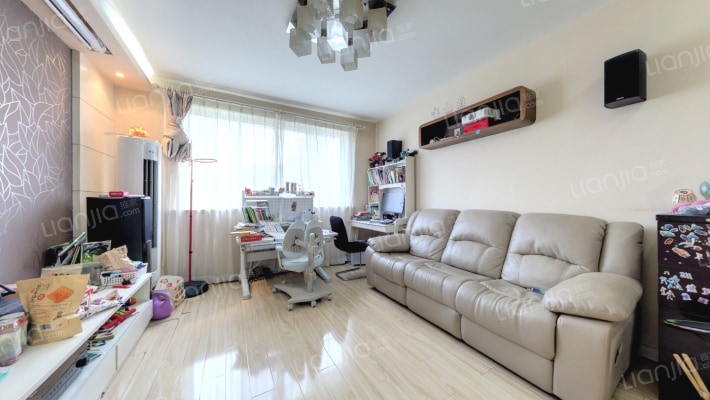 东盛公寓二手房实景图