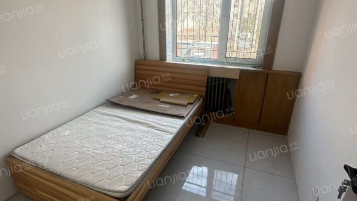 建厂局三队 2室1厅 南 北-卧室