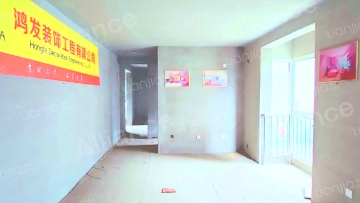 桃园户口，上南关，房本满五唯一，配套齐全-客厅