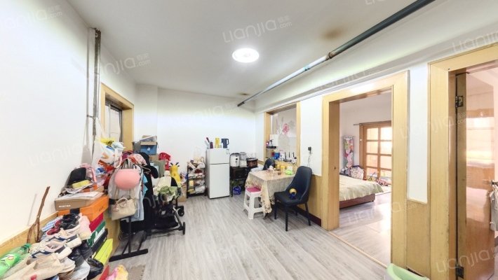 海边街8号院二手房实景图