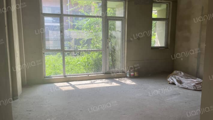 麗山国际小镇二手房实景图