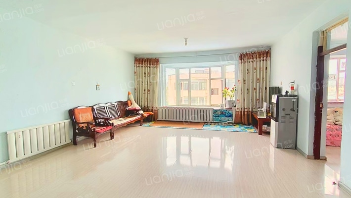 向阳市场吉发综合楼二手房实景图