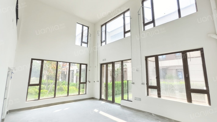 中信泰富华山湖二手房实景图