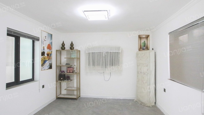 武警宿舍二手房实景图