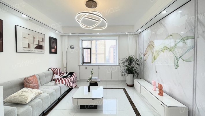 美澳嘉苑二手房实景图