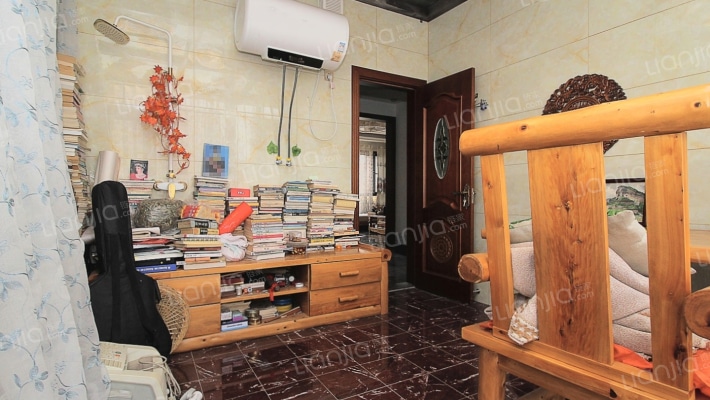 鸿坤理想湾洋房跃层 南北通透四居室 看房方便 精装修-卧室B