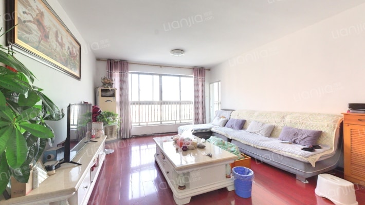 博雅公寓二手房实景图