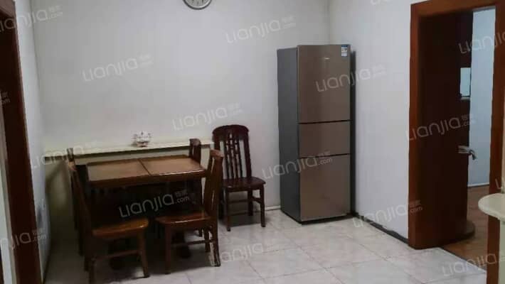 绝缘街二手房实景图