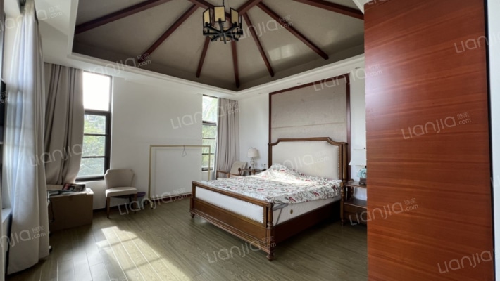 神州半岛岛屿院B区二手房实景图