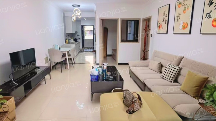 金发兴园二手房实景图