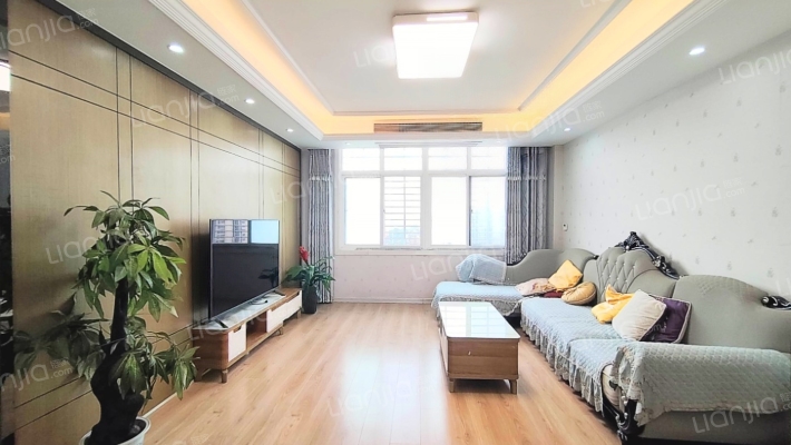 鸿盛花园二手房实景图