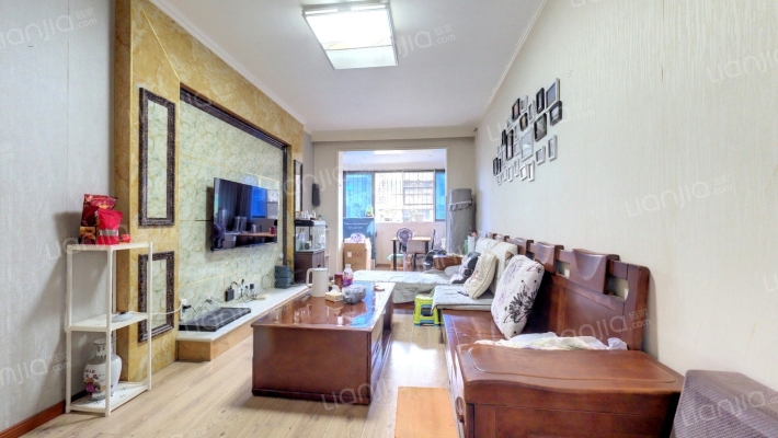 王家巷16号二手房实景图