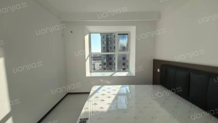 幸福城小区 2室2厅 南-卧室B