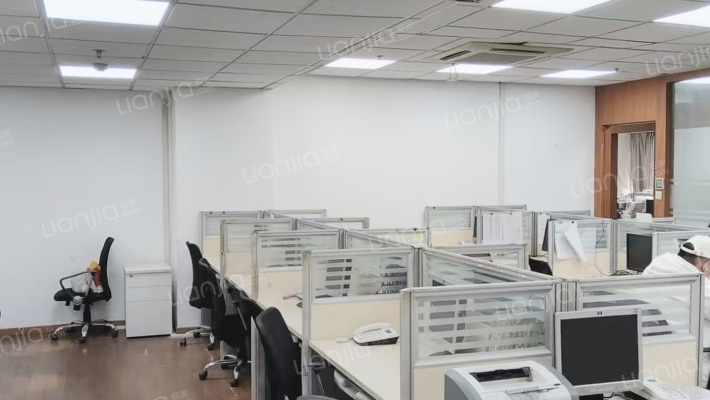 嘉汇国贸二手房实景图