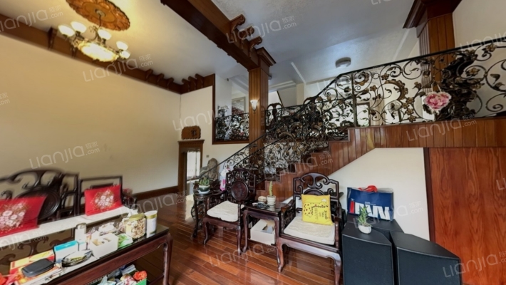 温泉花园二手房实景图