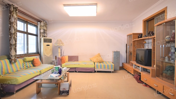 开发公司宿舍二手房实景图