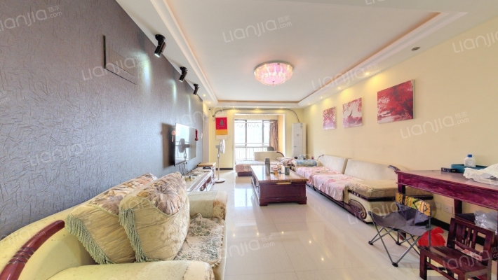 凯旋城二手房实景图