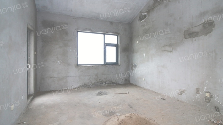 京港澳高速出口优质别墅，小区环境优雅，物业管理完善-卧室D