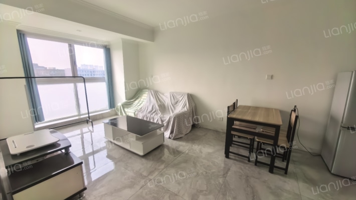 外滩逸景二手房实景图