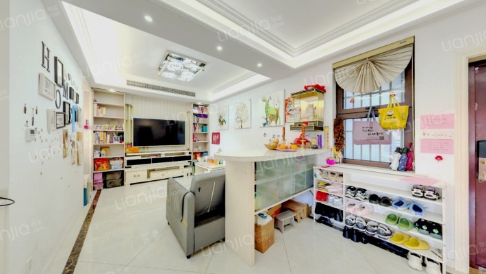 君豪华庭二手房实景图