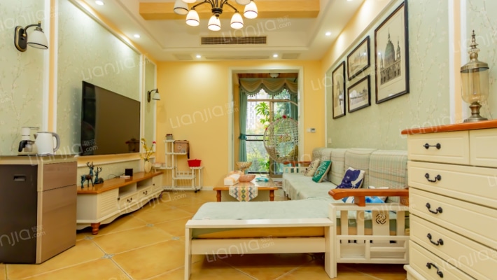 中央公园二组团二手房实景图