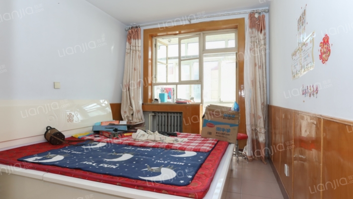 市水利局生活小区二手房实景图