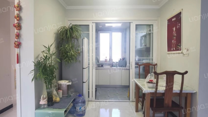 简单装修拎包入住 南北通透 大三居 好楼层 房本满二-餐厅