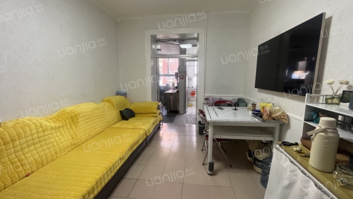 小区环境优美 停车方便 配套齐全-餐厅