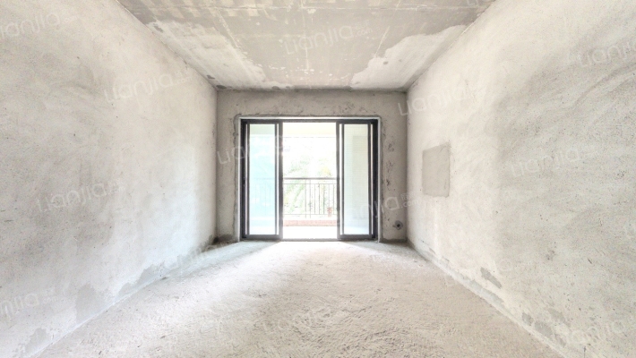 传盛东方名都二手房实景图