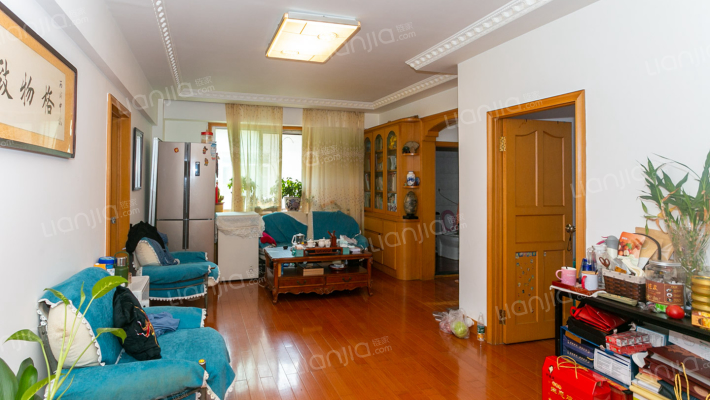 二纬路小学二手房实景图