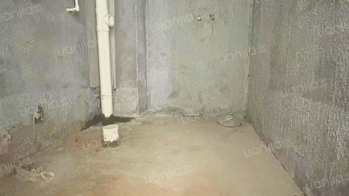 品质社区 温馨 大社区 环境好 24小时安保 全天采光-卫生间