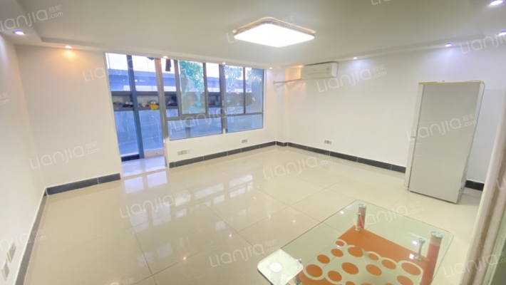 陆丰西路88号二手房实景图