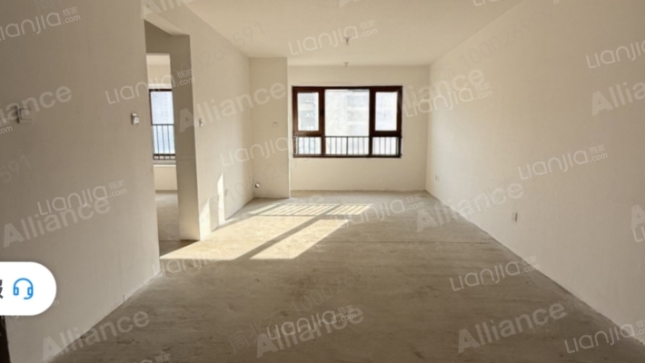 码头商圈 距离北京1900米  南北通透三居-客厅