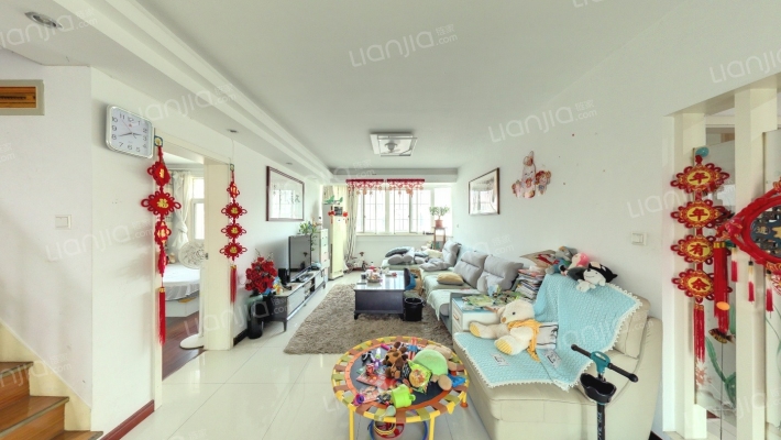 金榜世家（一至四期）二手房实景图