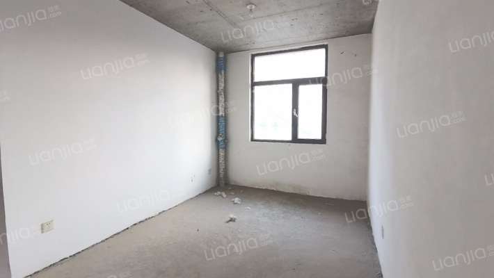 房子是A栋上叠，随时看房，小区环境优美。-卧室A