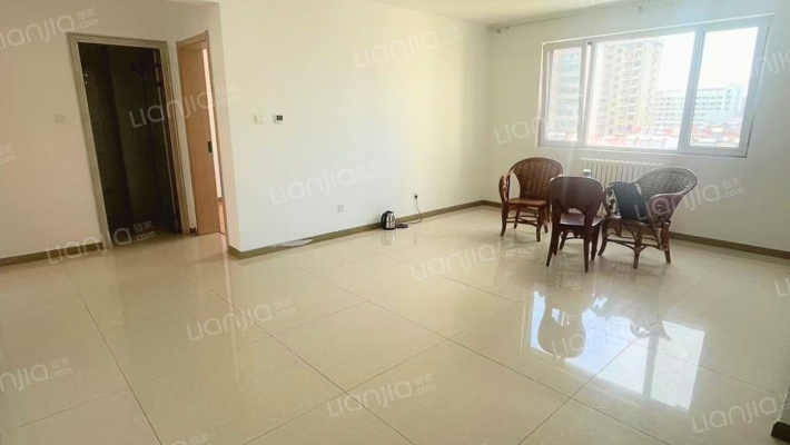 繁荣尊府二手房实景图