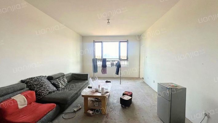 鸿旺花园南区二手房实景图