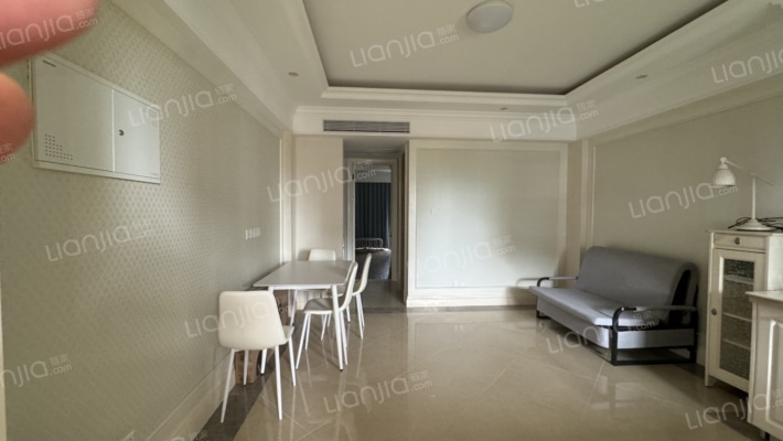 绿城蓝湾小镇·棕榈苑二手房实景图