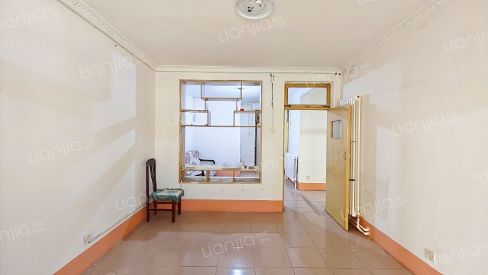 法院街宿舍二手房实景图