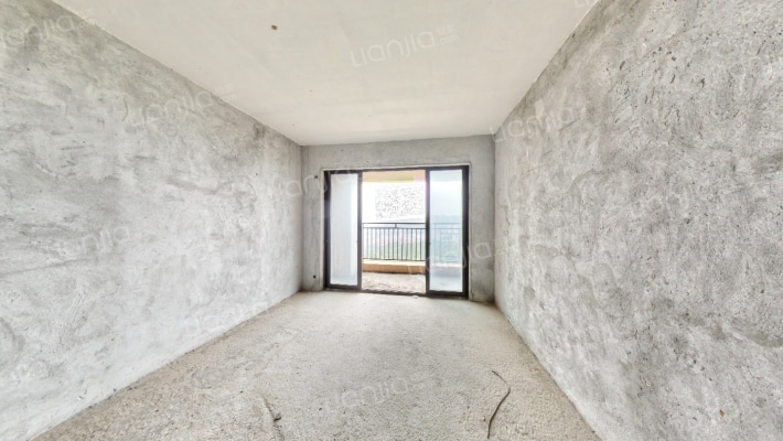 云山峰境四期二手房实景图