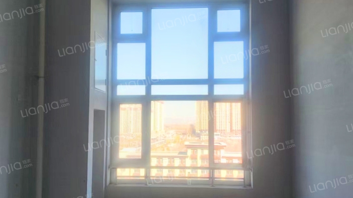 市区loft户型 大挑空 落地窗 配套成熟 德信公园旁-卧室B