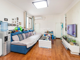 【欢乐谷景区朝北,朝南300-400万,500-800万二