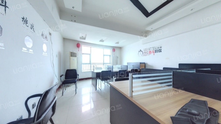 萨菲尔名邸二手房实景图