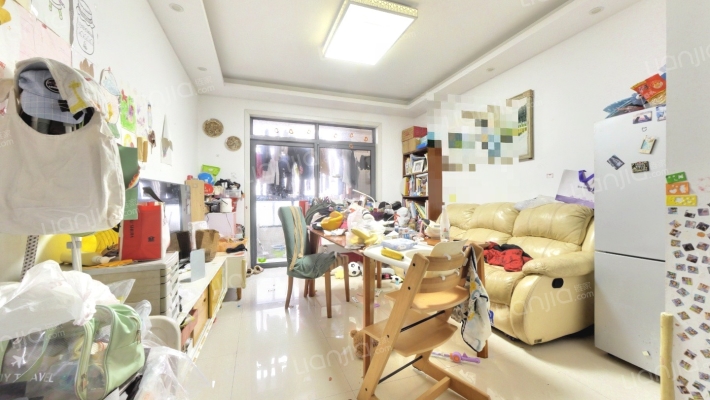 崧泽华城青湖苑二手房实景图