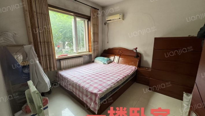 广安C区 4室2厅 南 北-卧室A